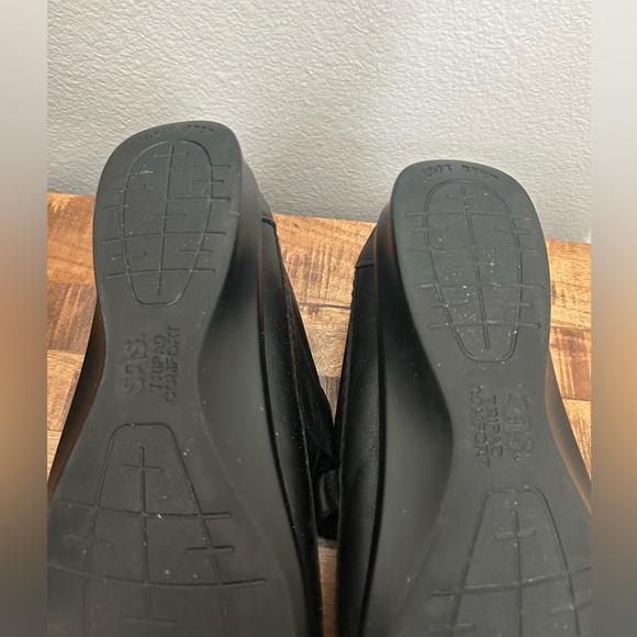 SAS Roamer Slip On Loafer Black Leather Strap Tripad Comfort Shoe Size 12 - Picture 2 of 7